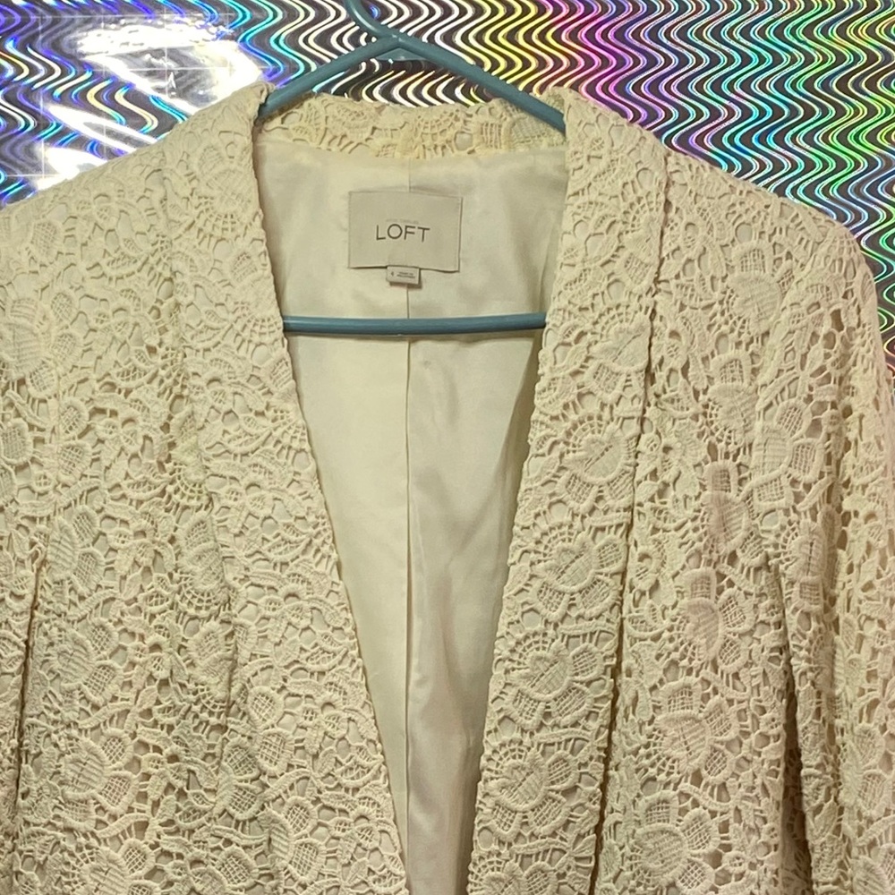 Cream Blazer - Picture 2 of 6